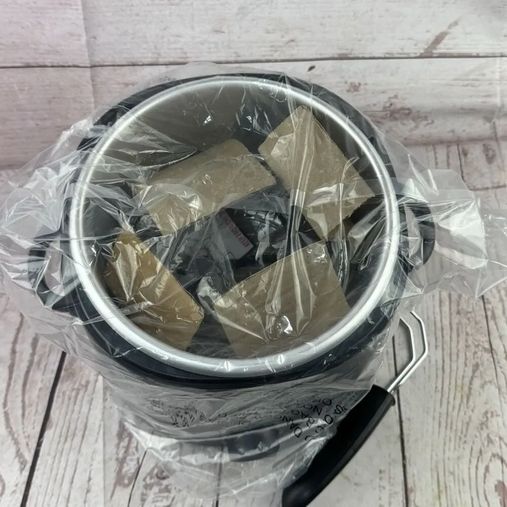 Mainstays 2 Qt Deep Fryer Matte Black 1000W Basket No Lid Open Box